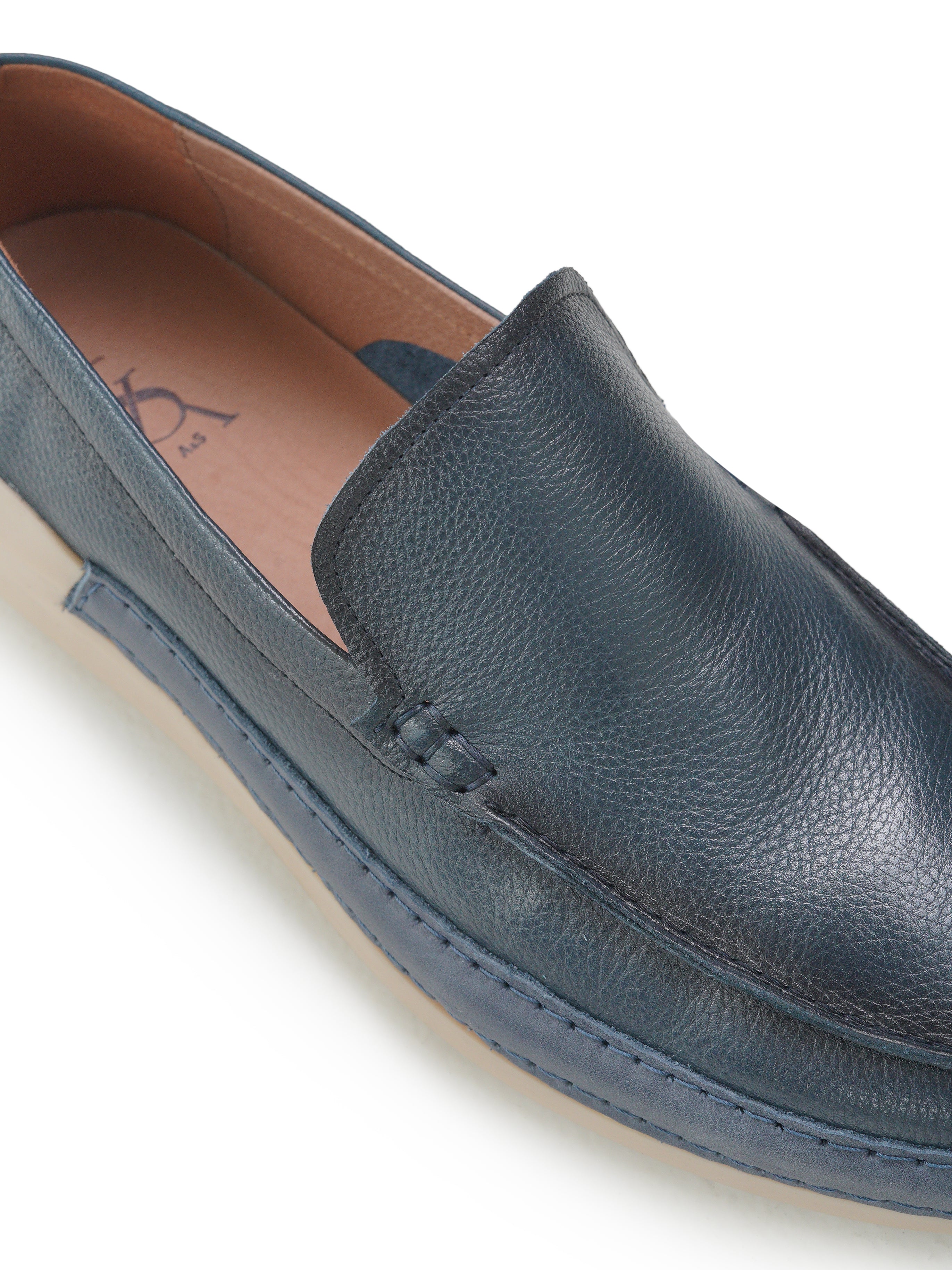 Everyday leather loafers