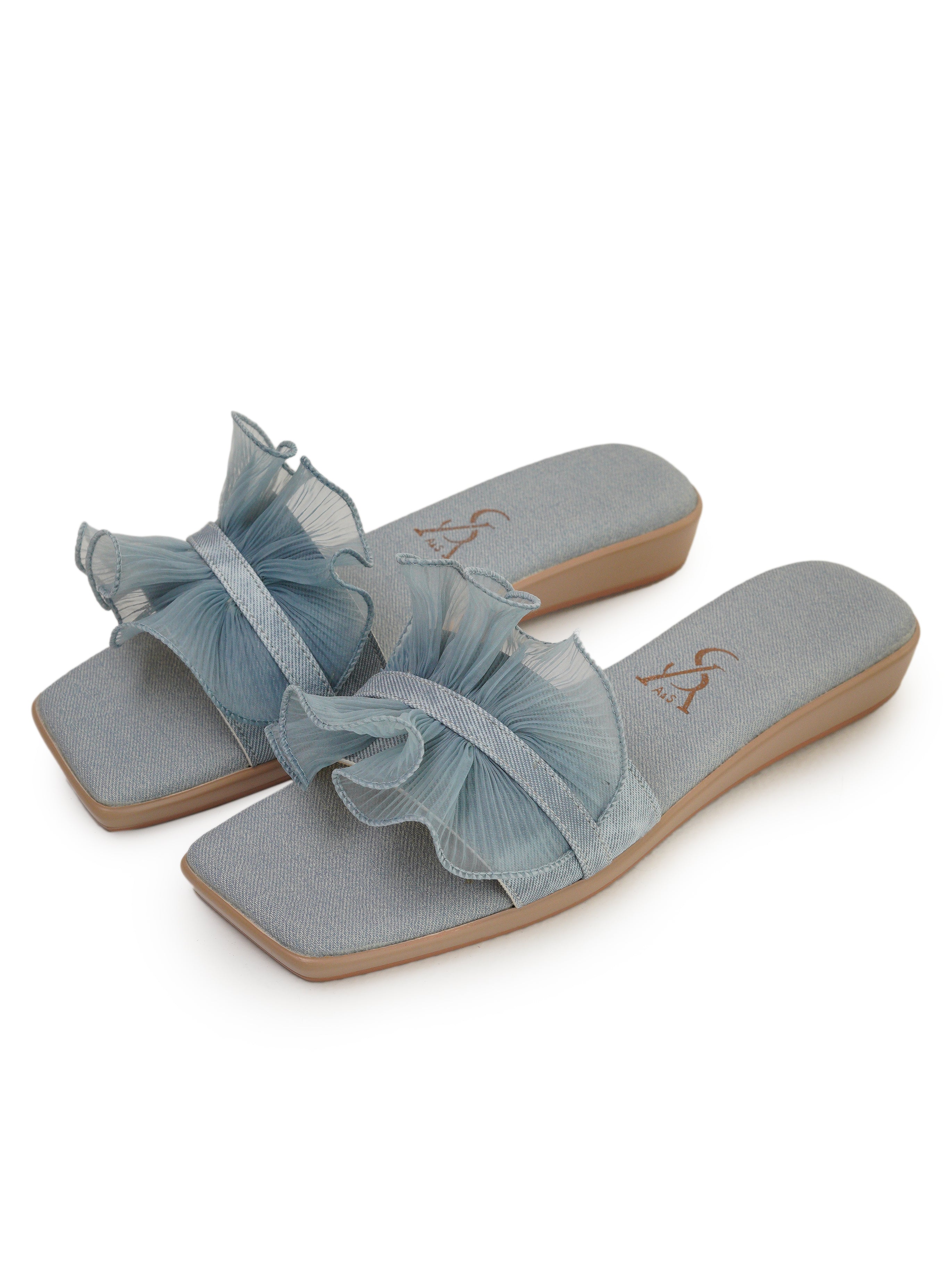 Crinkle Detail FLATS