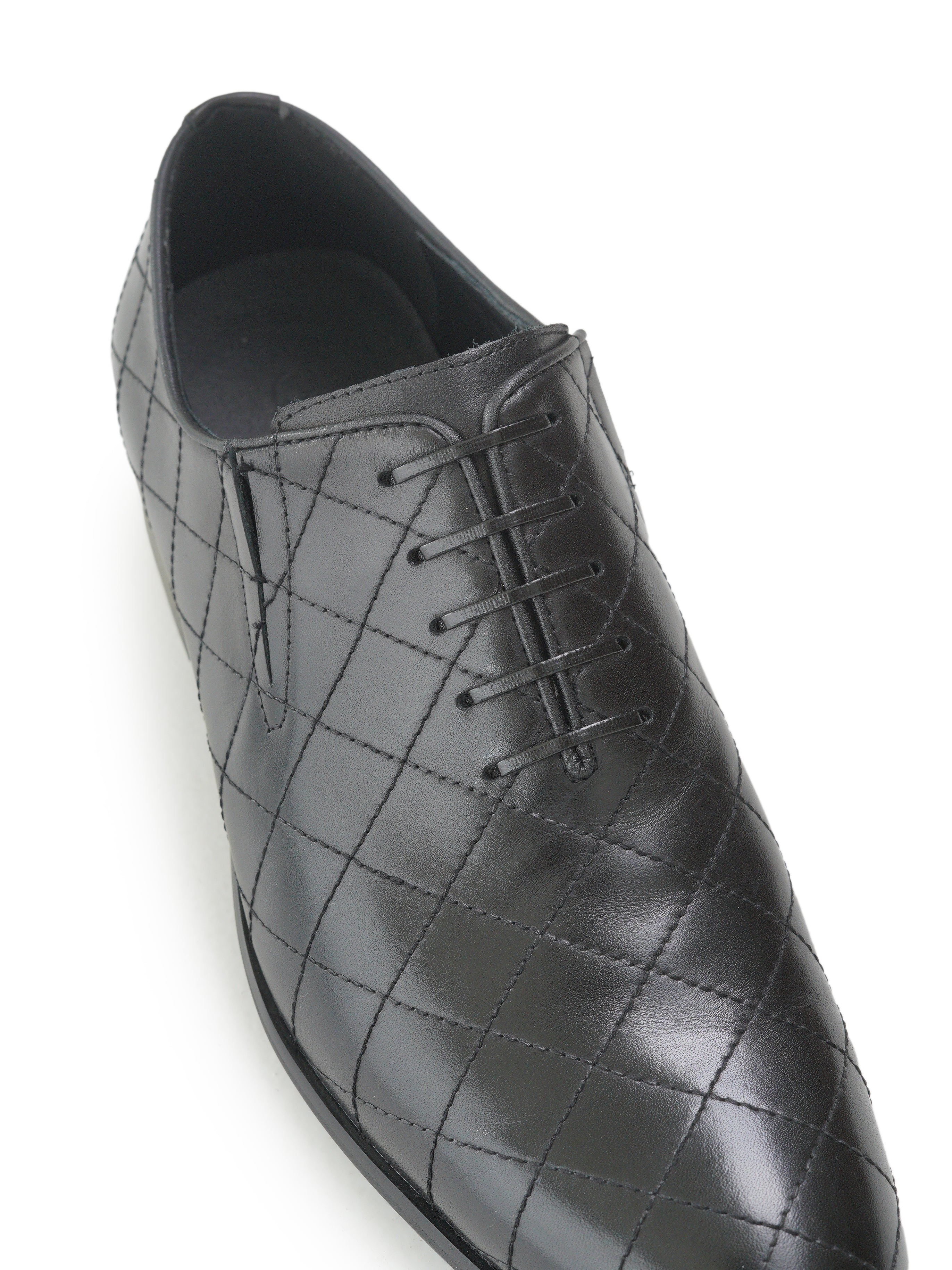 Quilted leather lace-ups