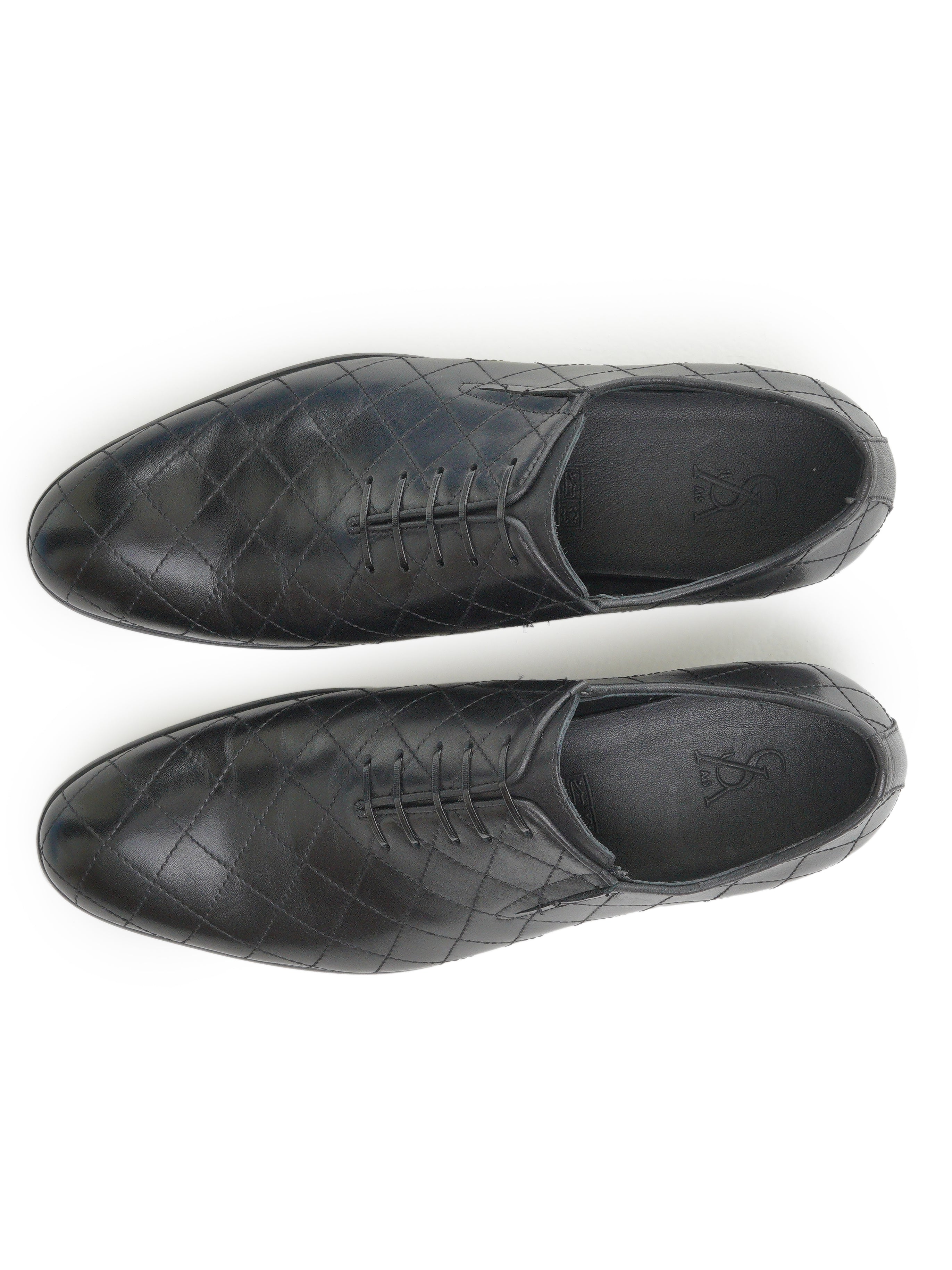 Quilted leather lace-ups