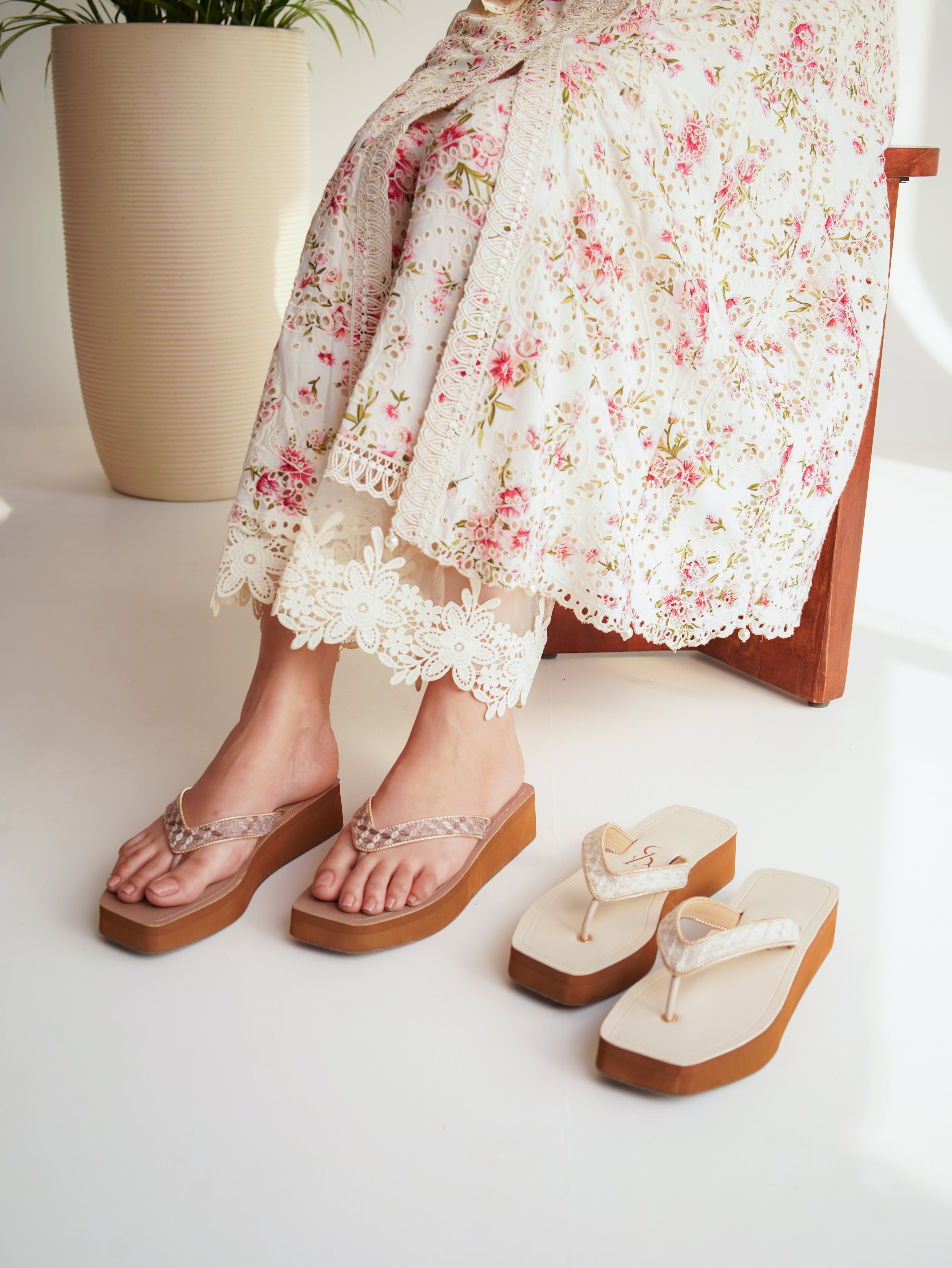 Threaded Patterned Wedges