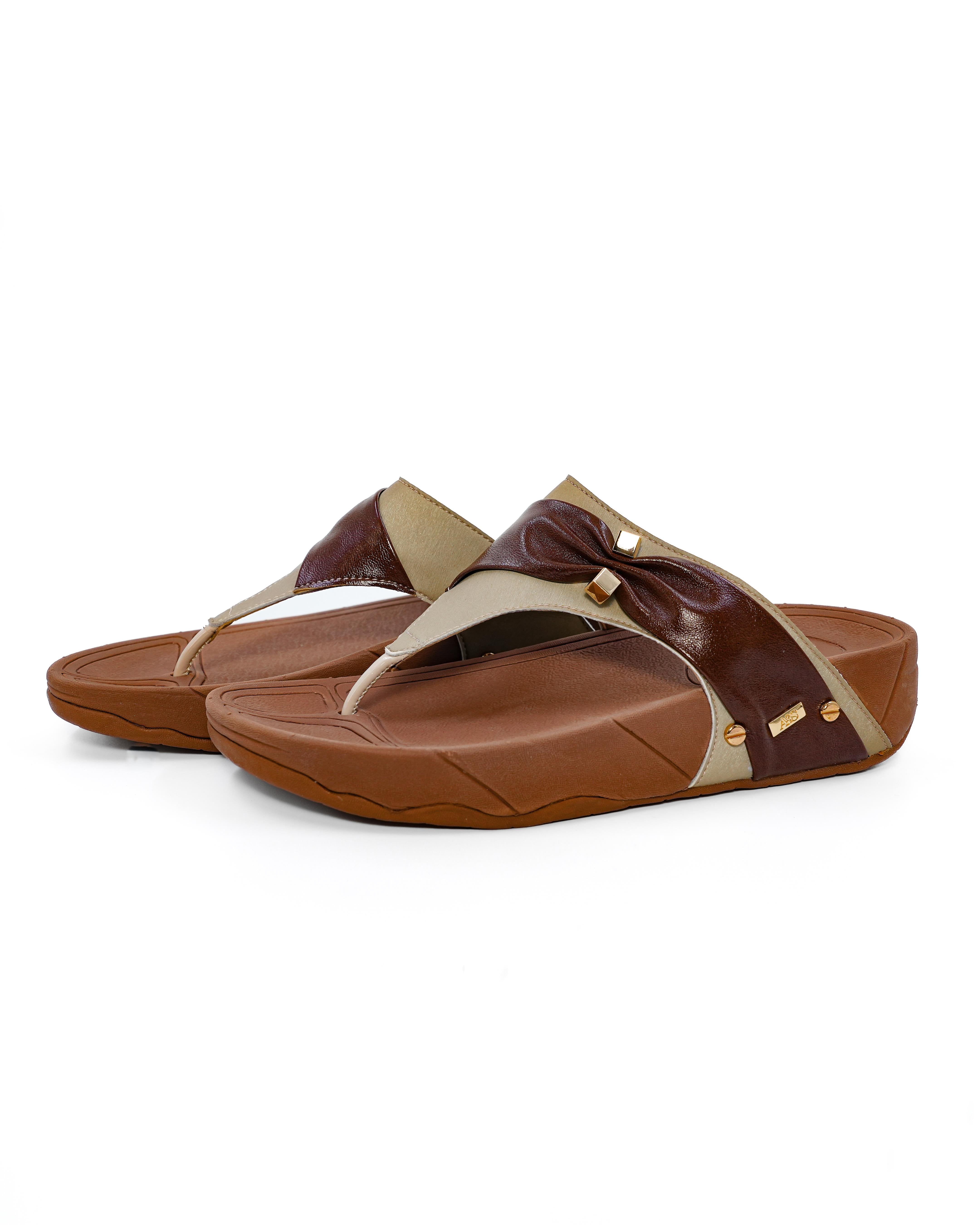 Crinkled Gold Detail T Strap Flip Flop