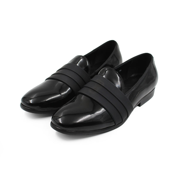 FORMAL PATENT LEATHER SHOES WITH PLEETING