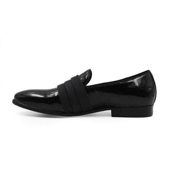 FORMAL PATENT LEATHER SHOES WITH PLEETING