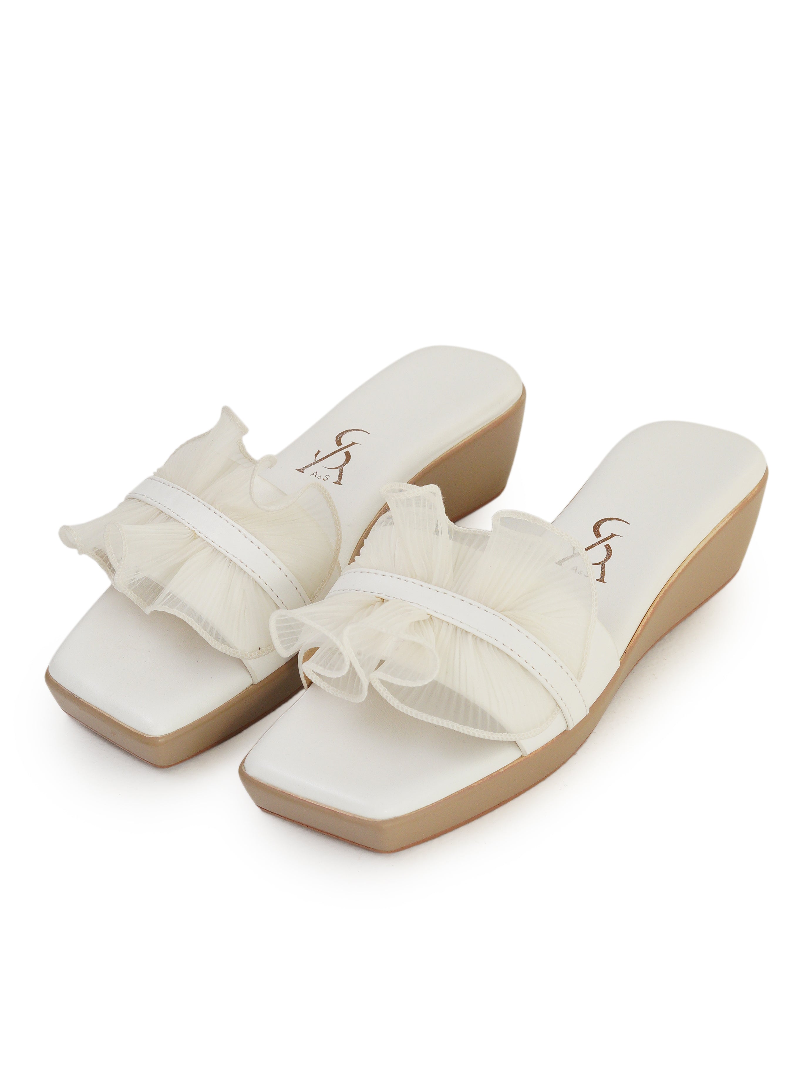 Crinkled Detail Medium Wedges