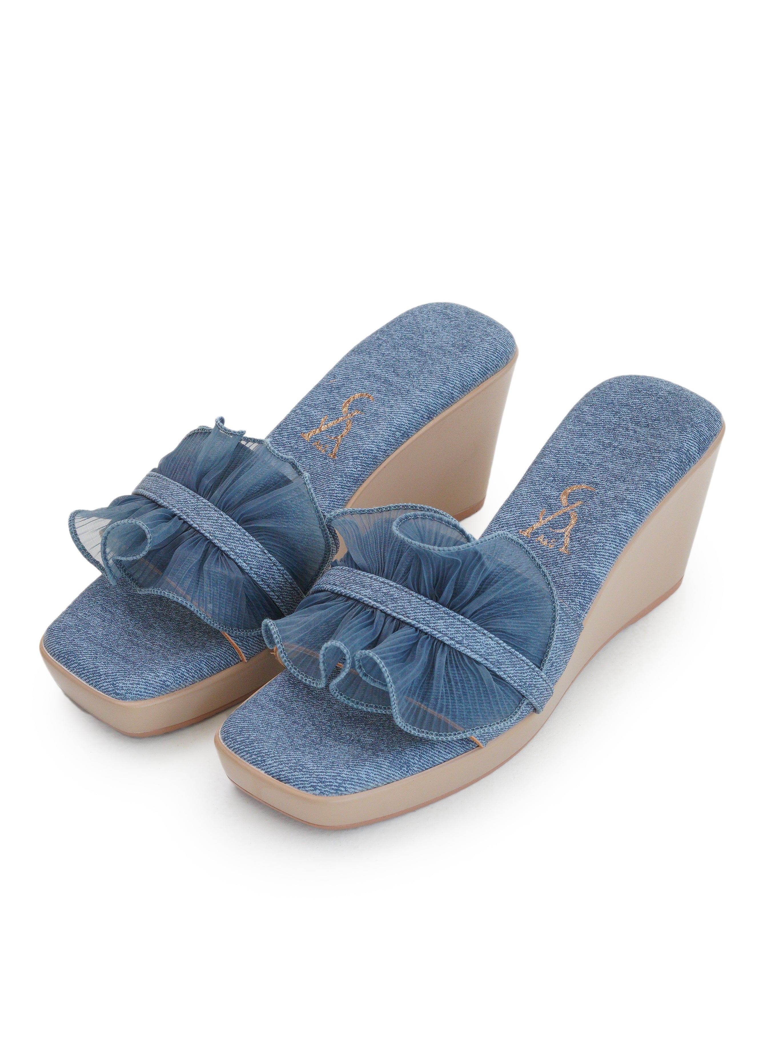 CRINKLED HIGH WEDGES
