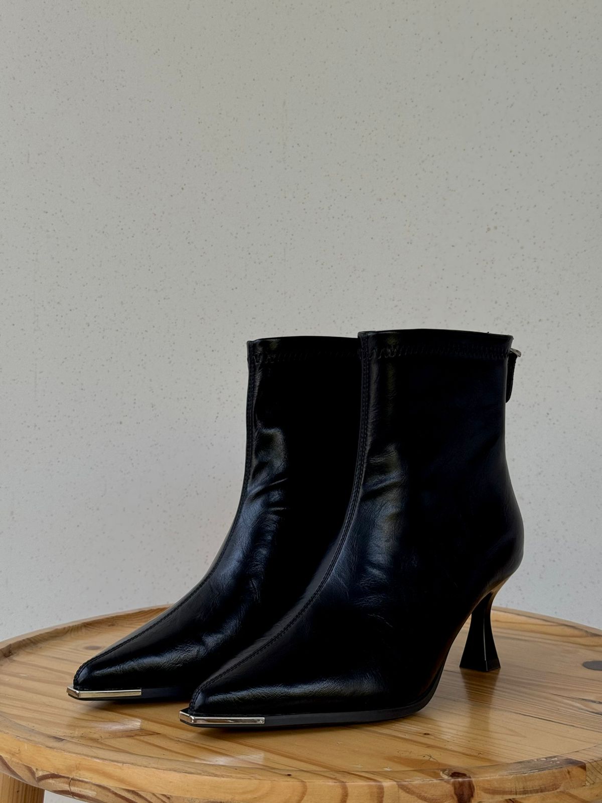Metal-Tip ankle boots