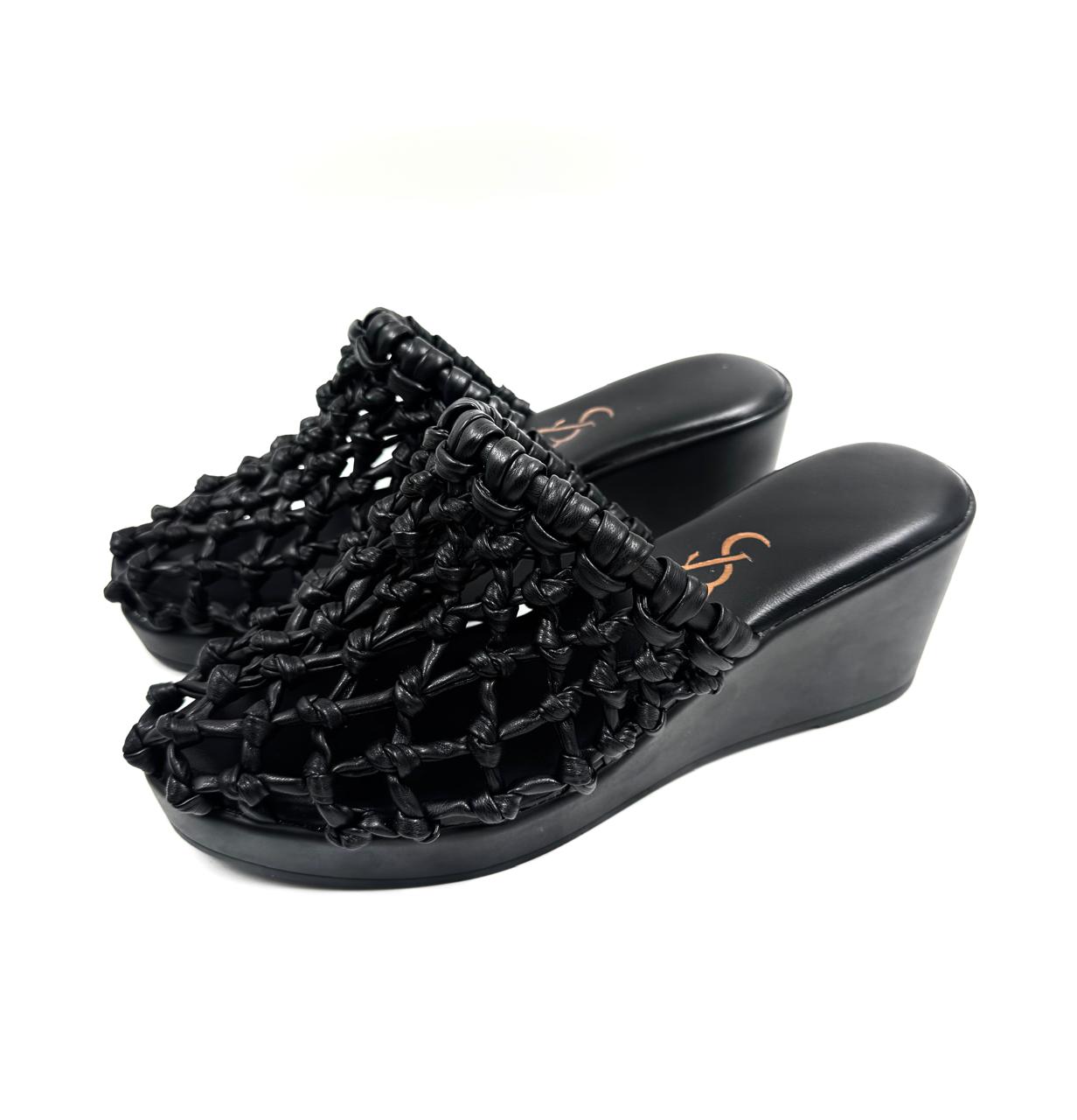 Interwoven high platform mules