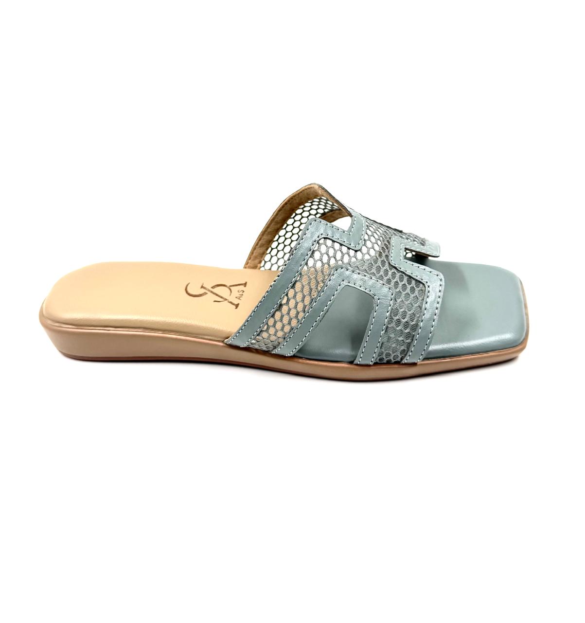 Cutout Cushioned Net Flats