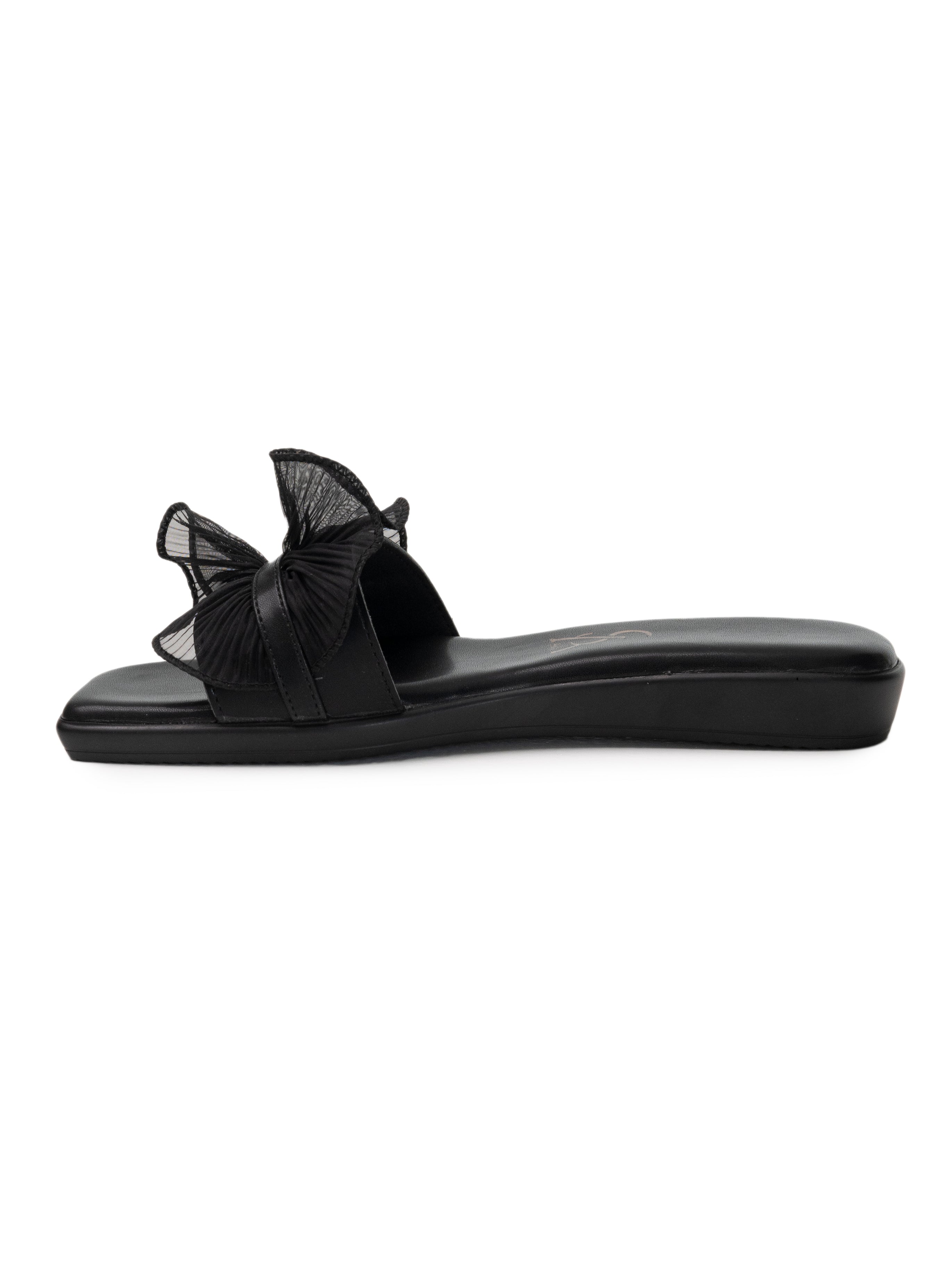 Crinkle Detail FLATS