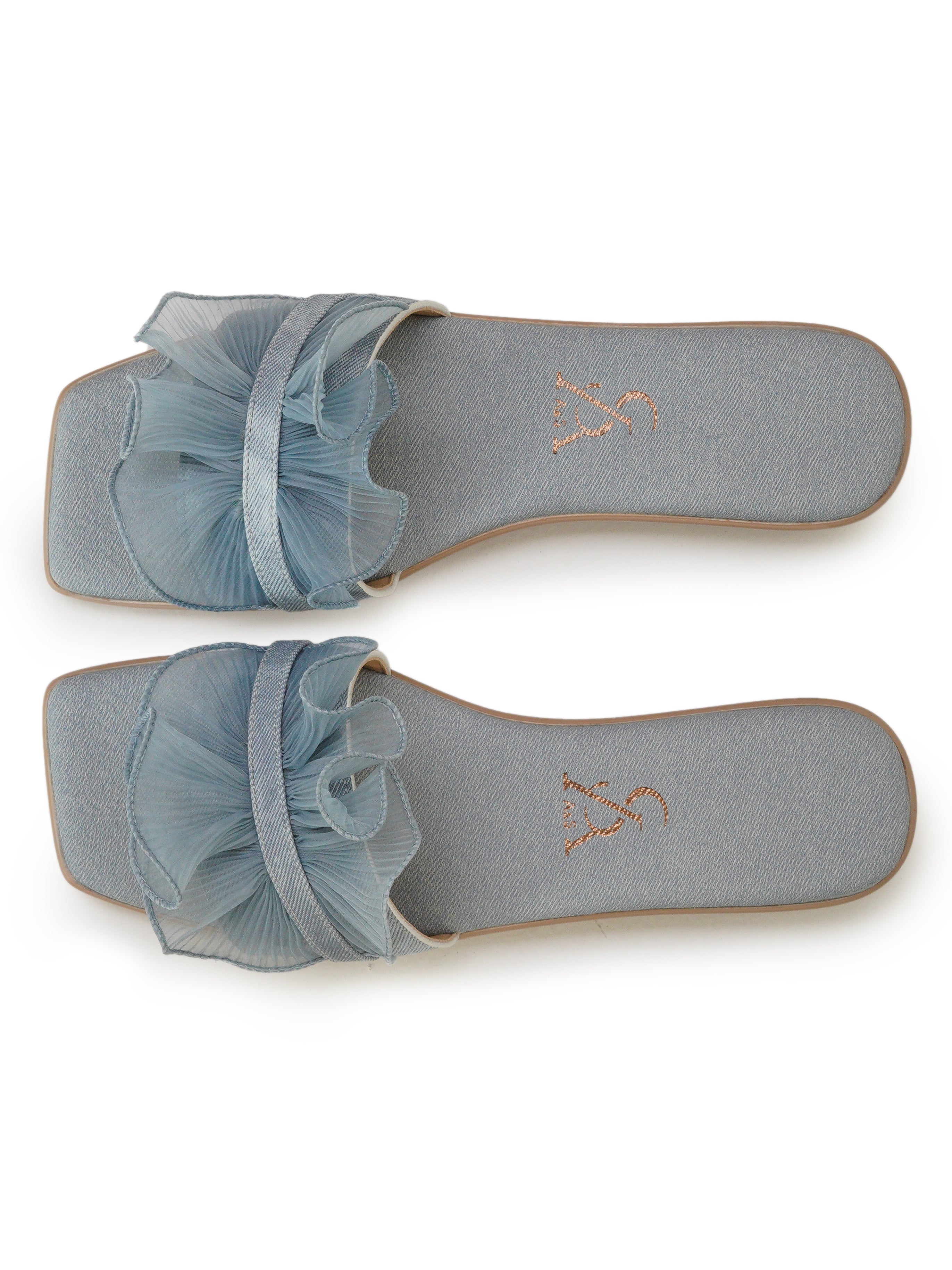 Crinkle Detail FLATS