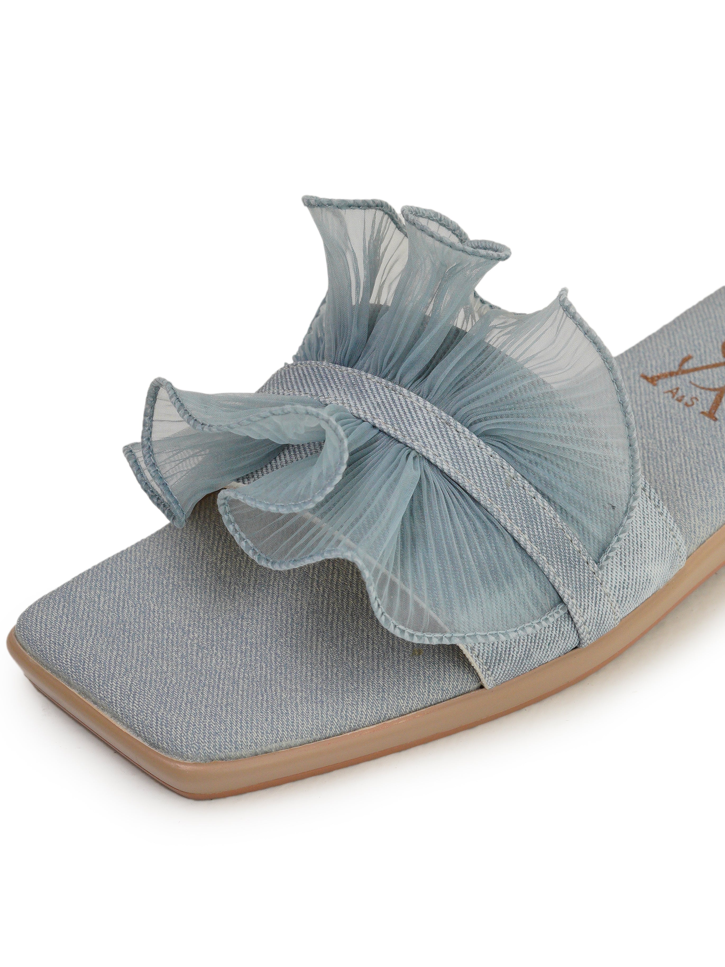 Crinkle Detail FLATS