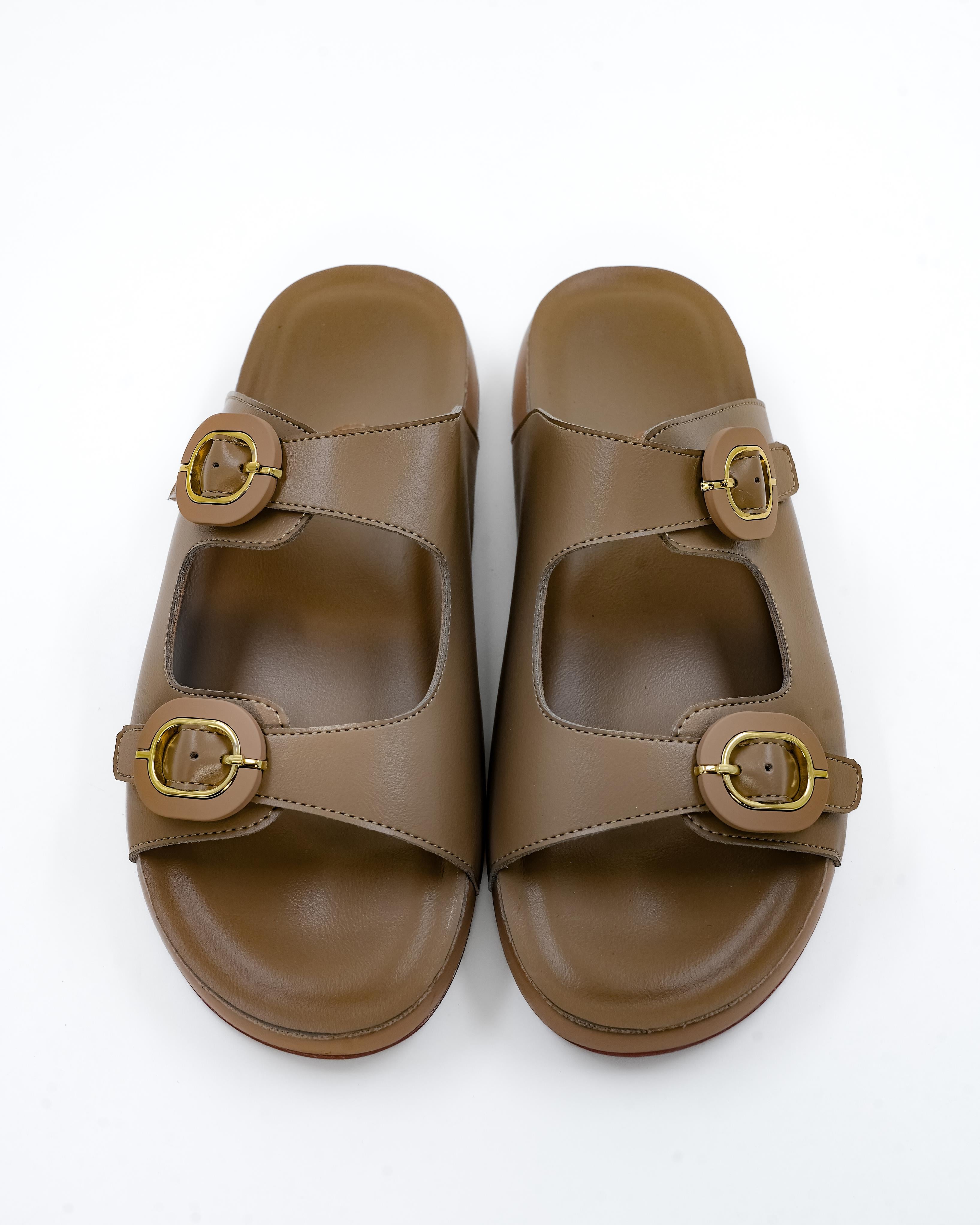 Oval Buckle Detail Sandals