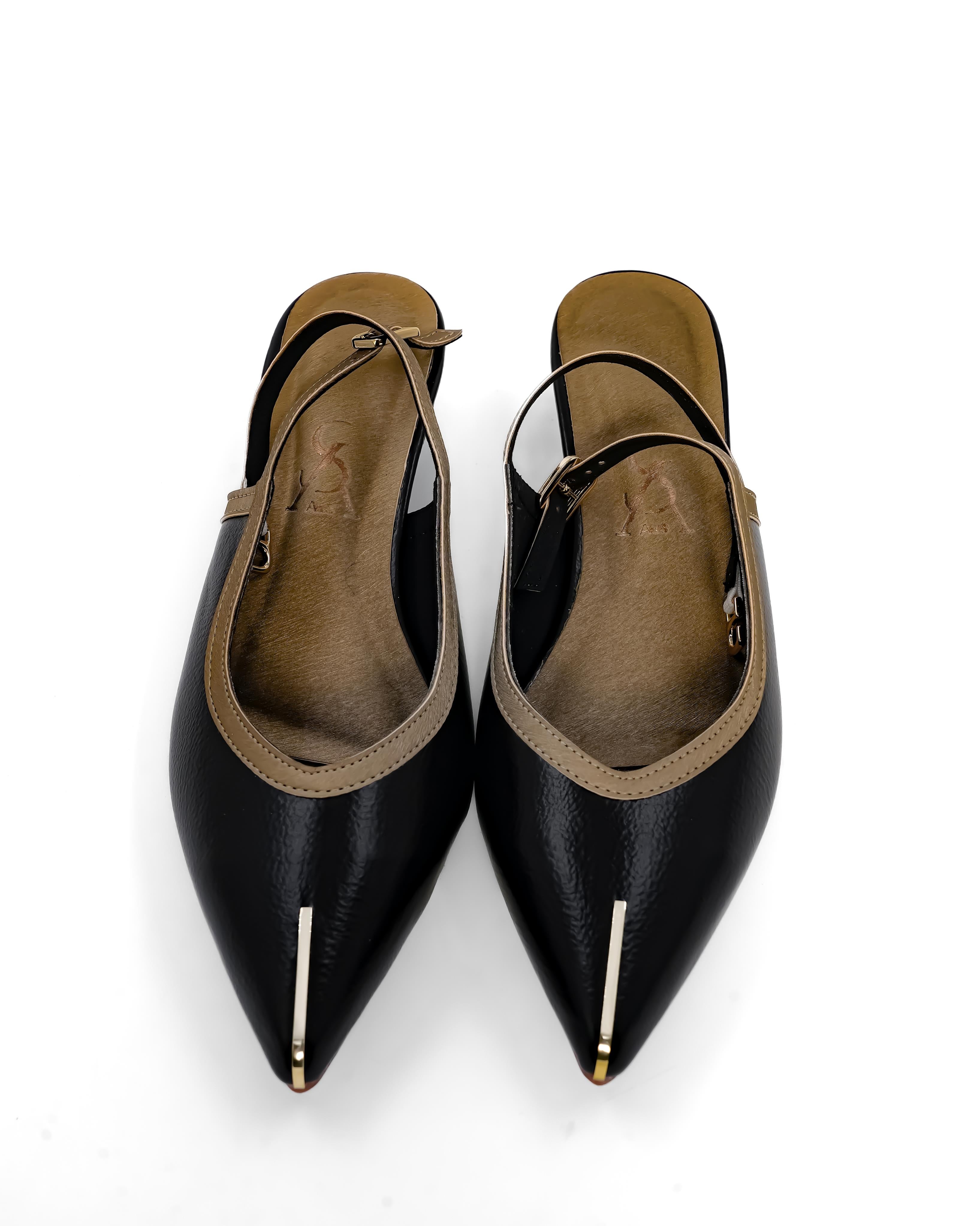 Pointed Toe Detail Kitten Heels