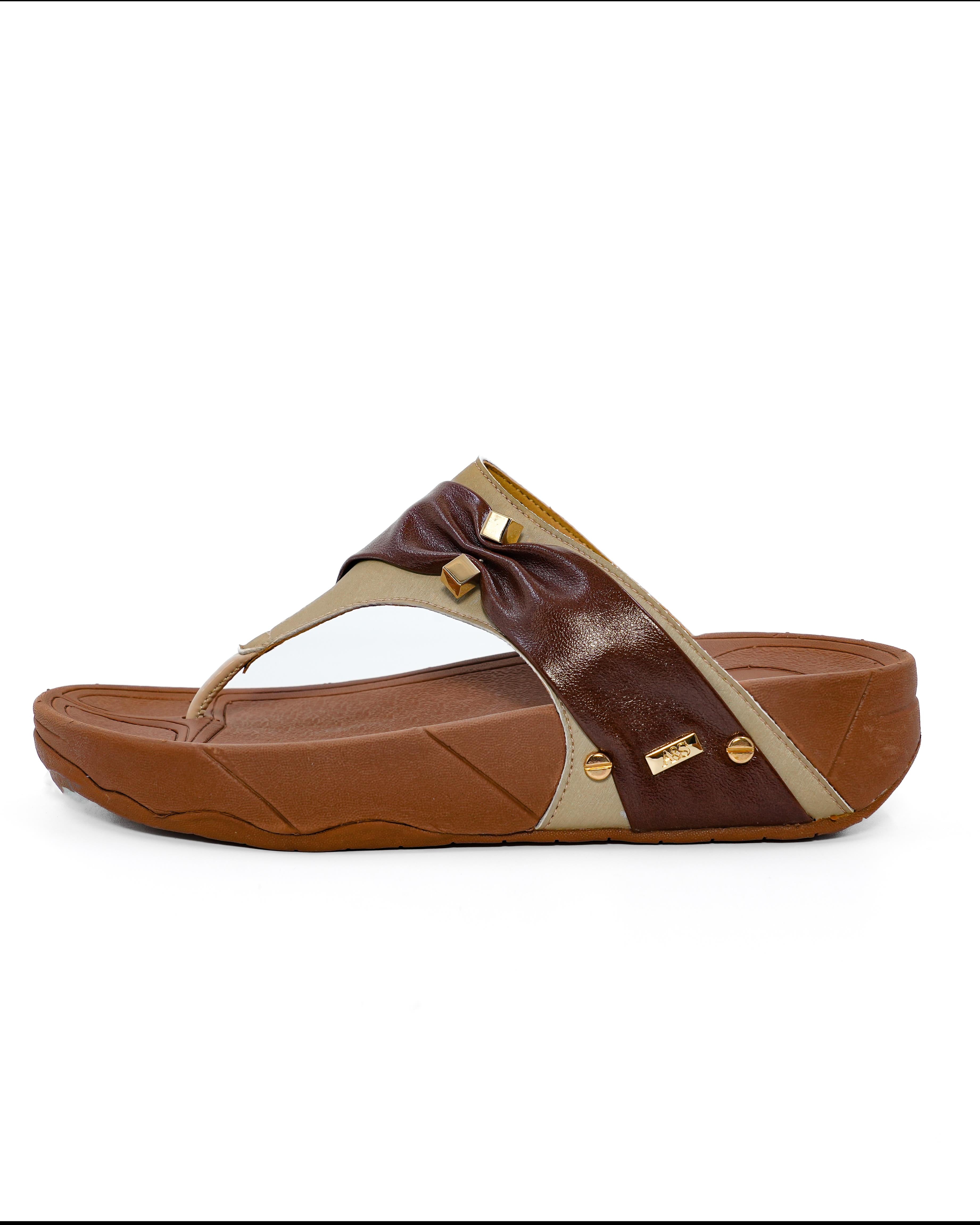 Crinkled Gold Detail T Strap Flip Flop