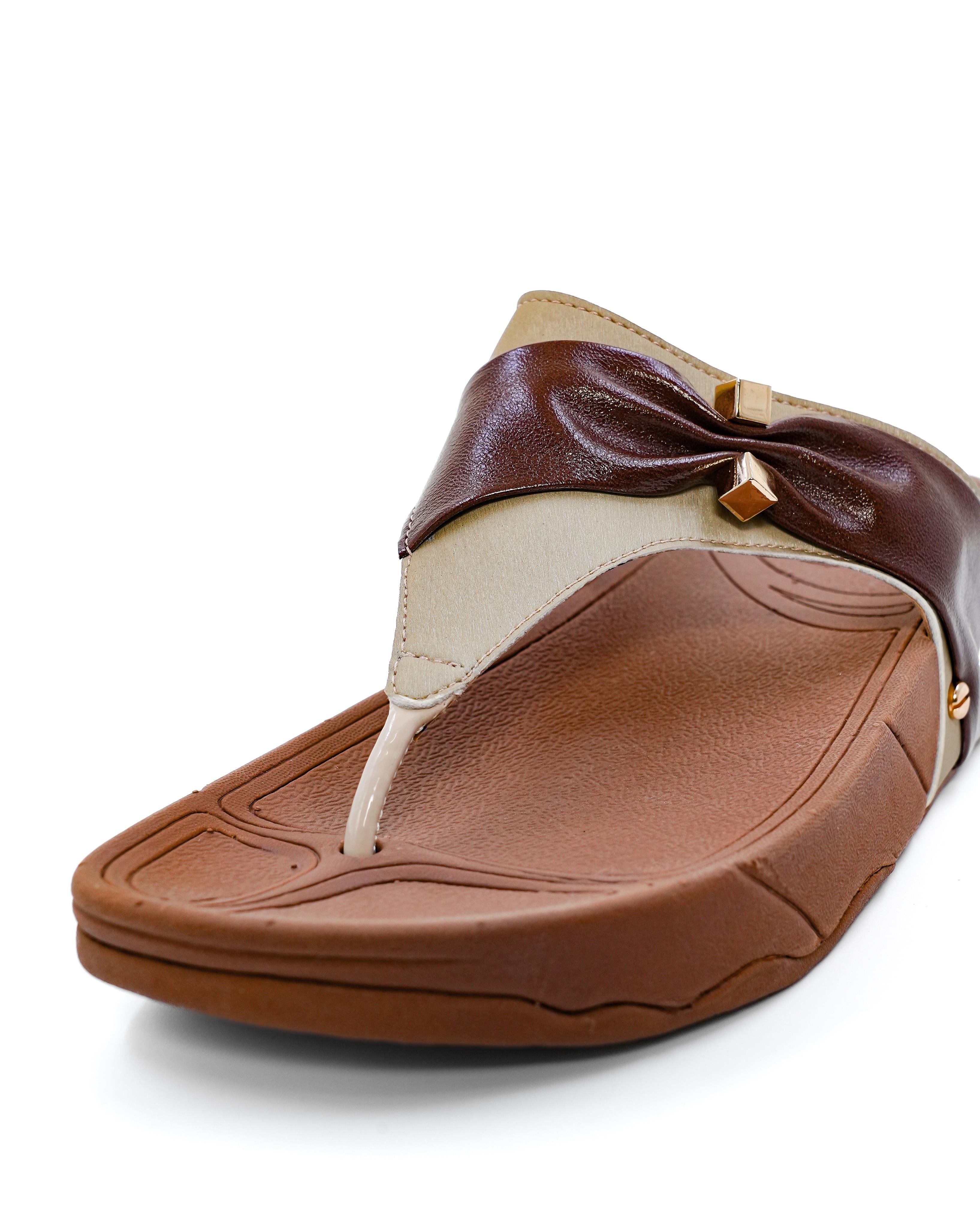 Crinkled Gold Detail T Strap Flip Flop