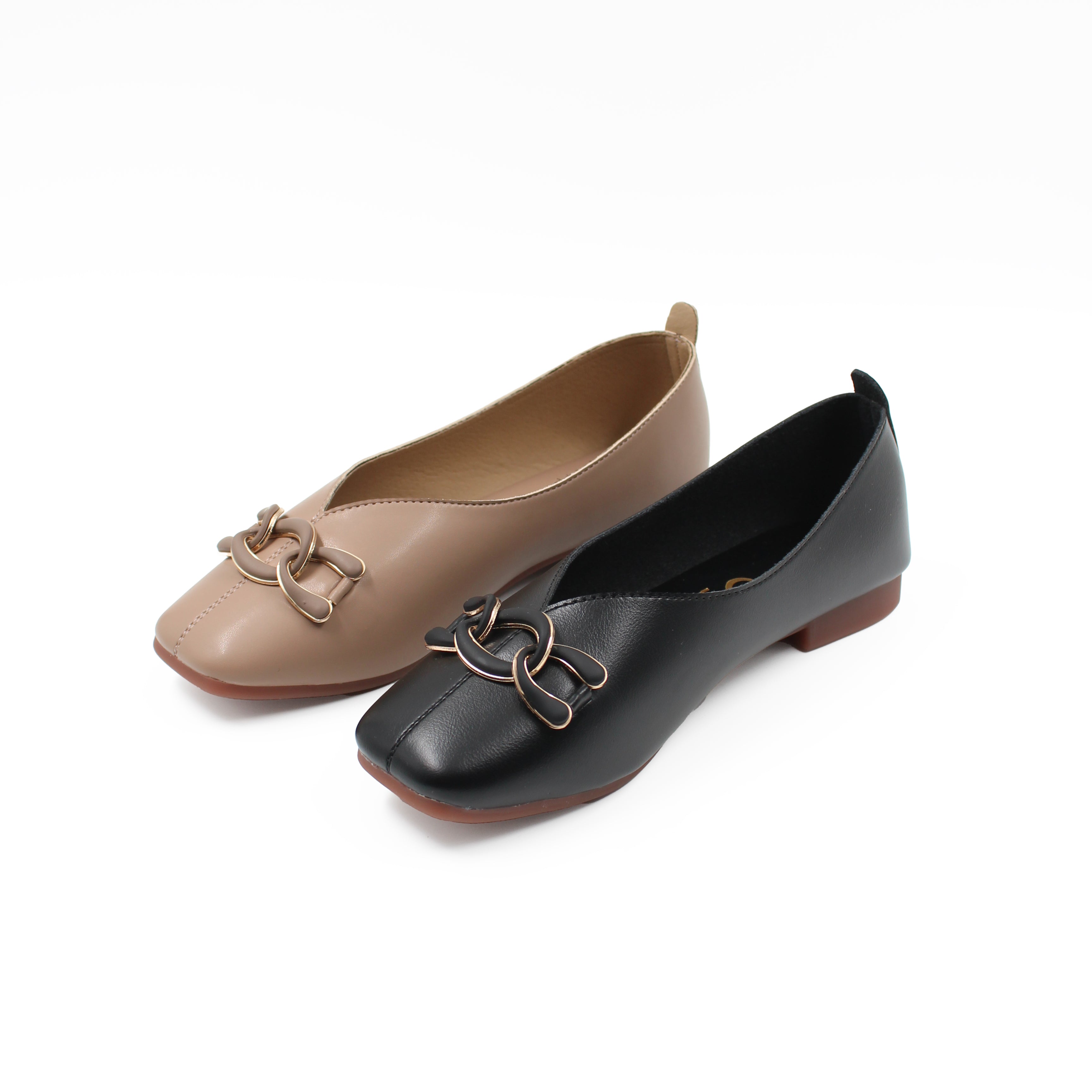 INTERLINKED CHAIN BALLERINAS