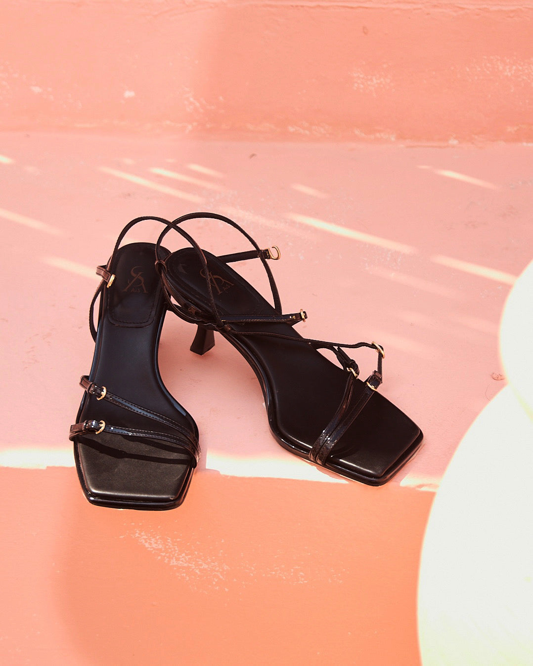 Square toe stappy pointed heels
