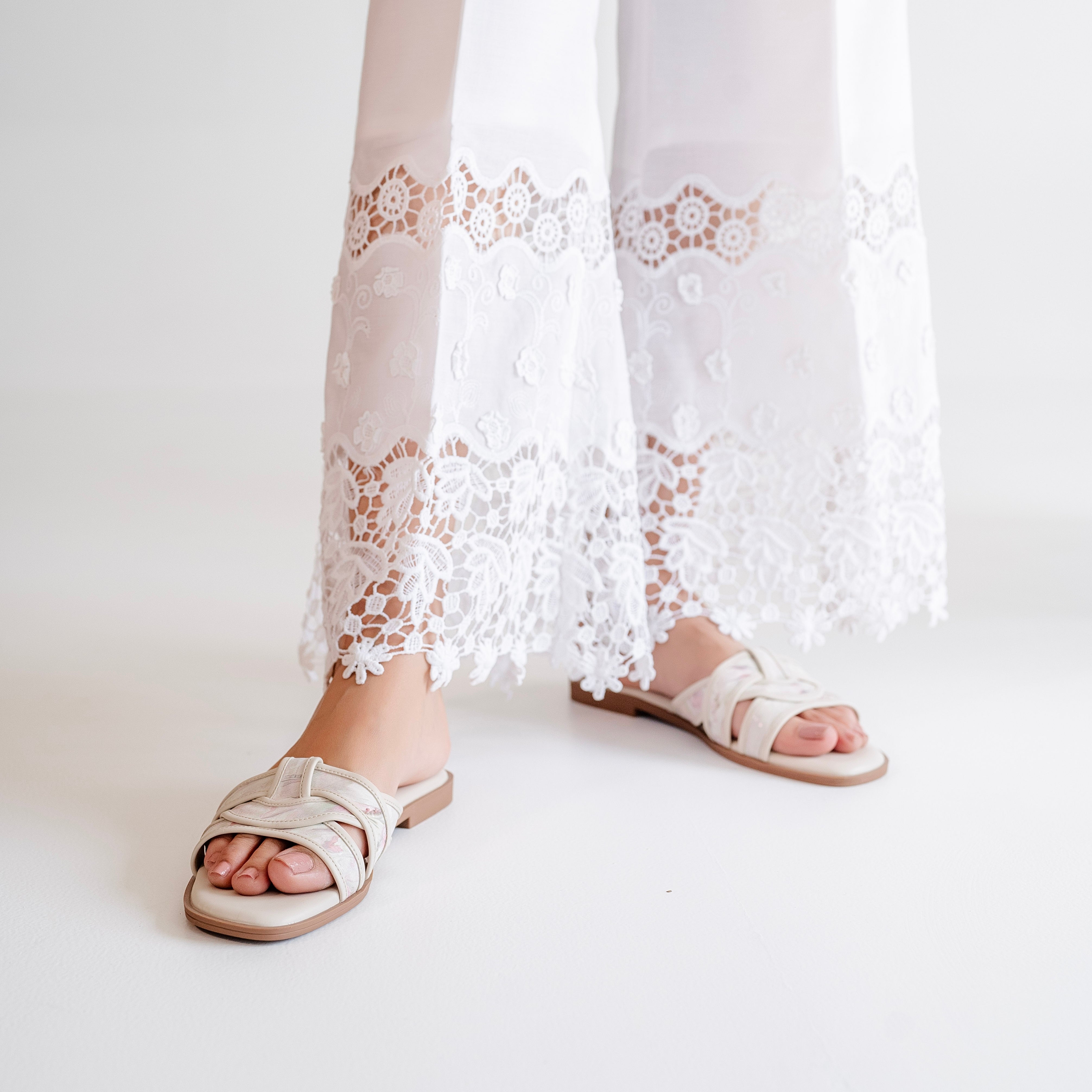 Threaded Patterned Flats