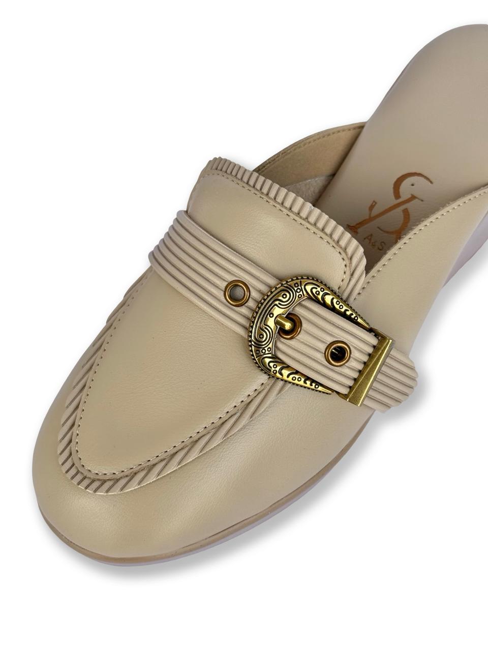 Antique Buckle Detail Wedges