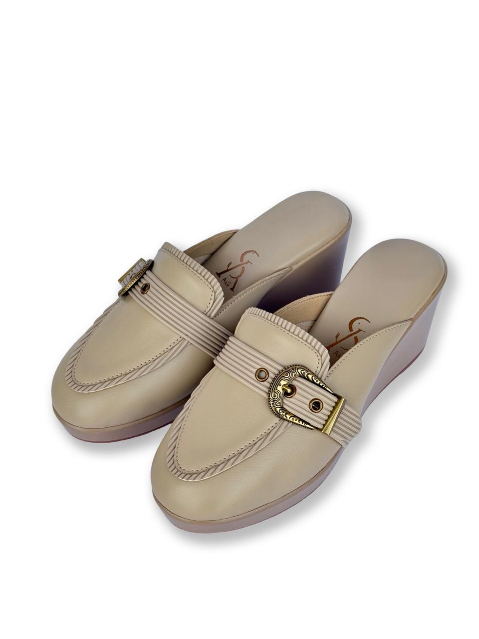 Antique Buckle Detail Wedges