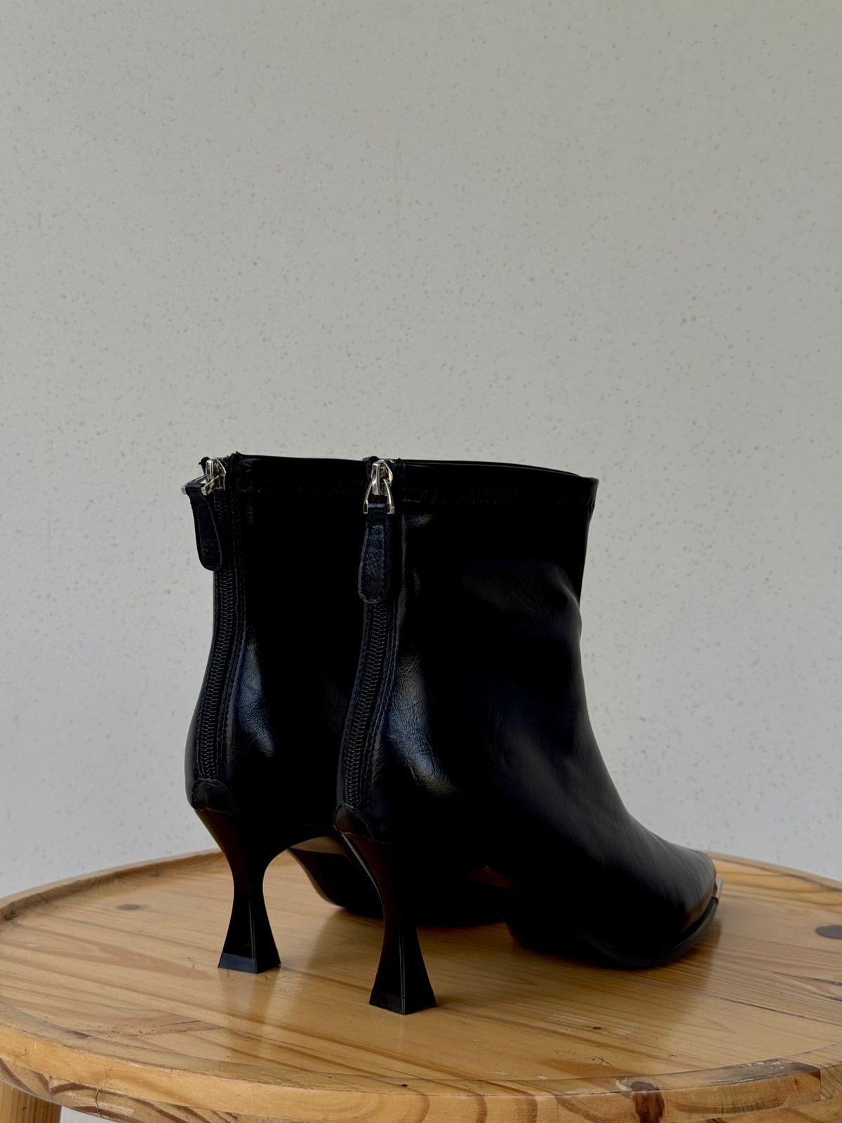 Metal-Tip ankle boots