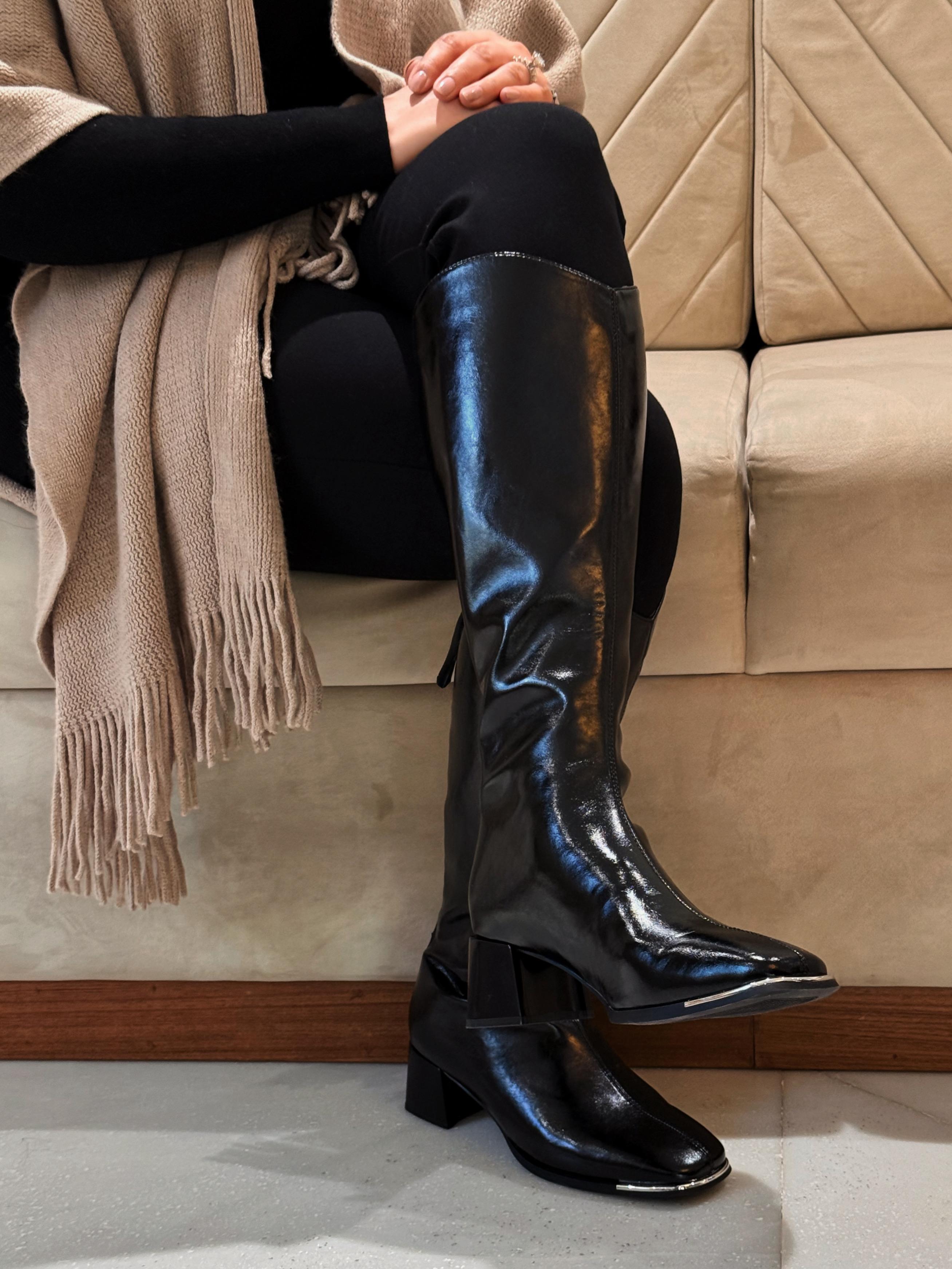 Square toe metal detail long boots