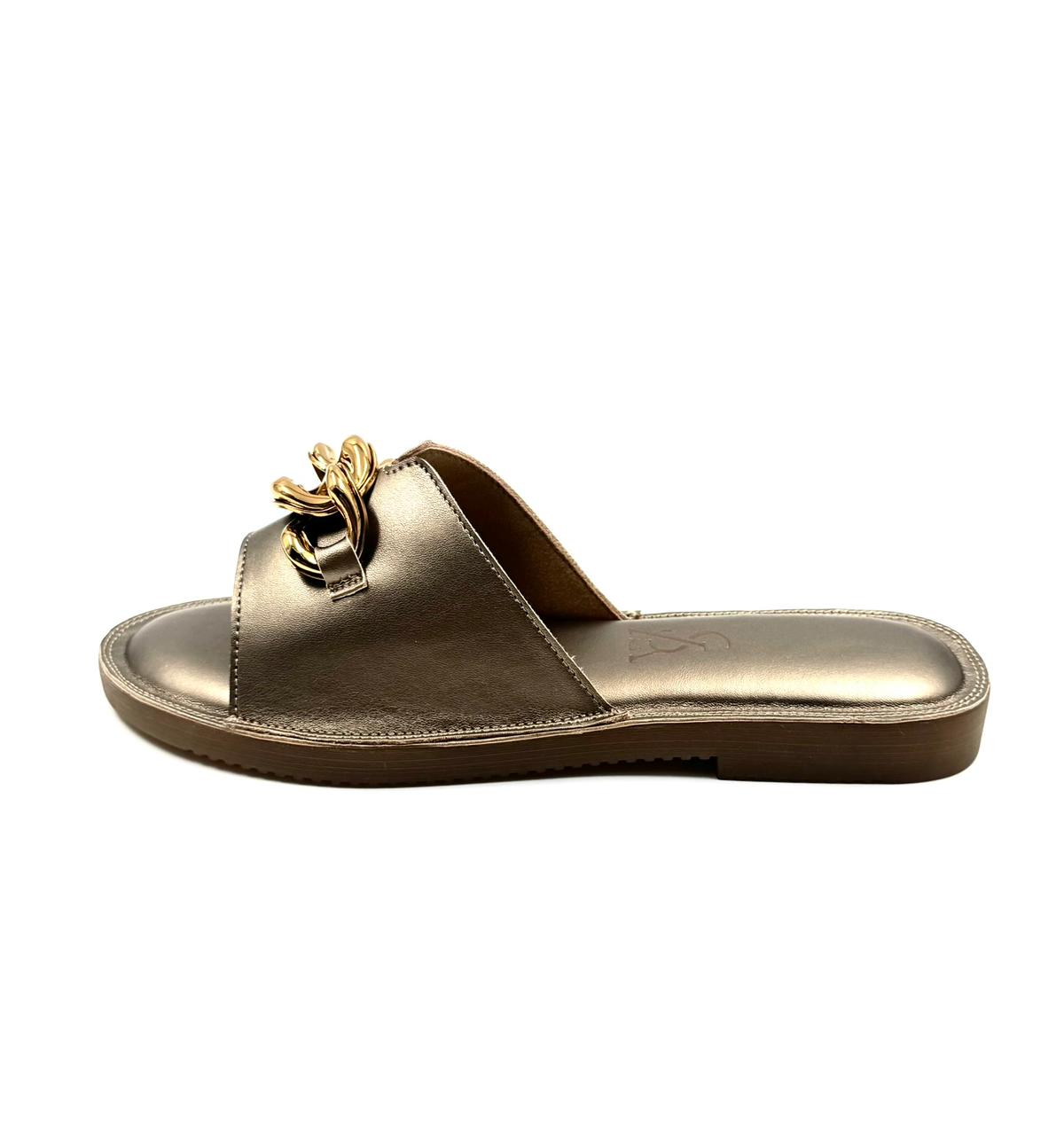 Golden Chain Detail Flats
