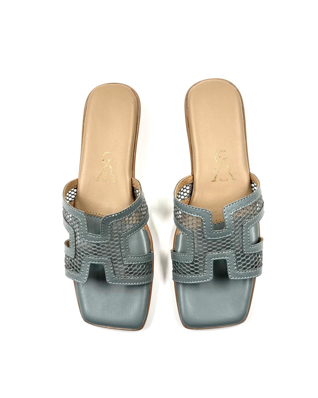 Cutout Cushioned Net Flats